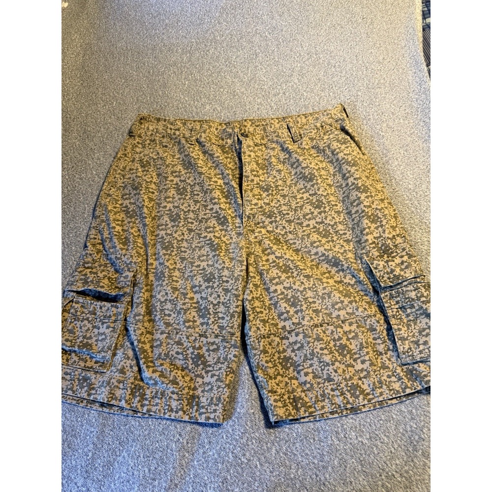Levis Cargo Shorts Mens 44 Tactical Military Utility Digital‎ Camo Desert Cotton